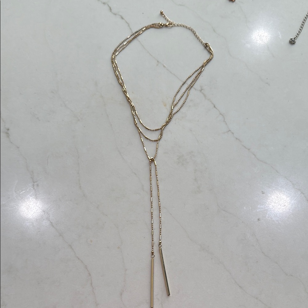 Elegant Gold Layered Necklace